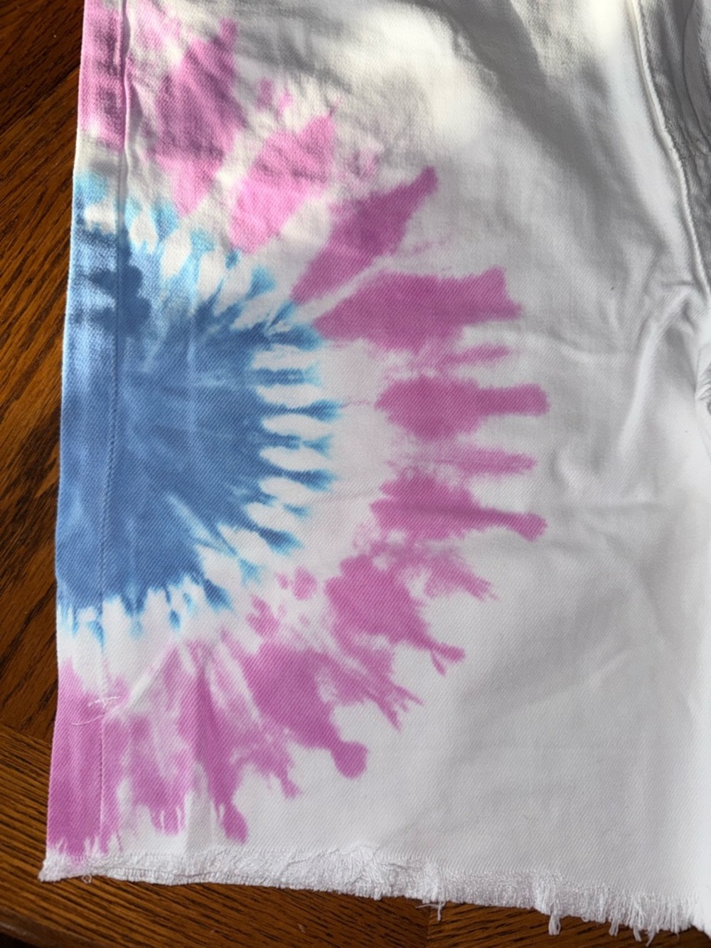 Easel White Cotton 5-Pocket Tie-Dyed Bermuda Shorts, M - Picture 6 of 9